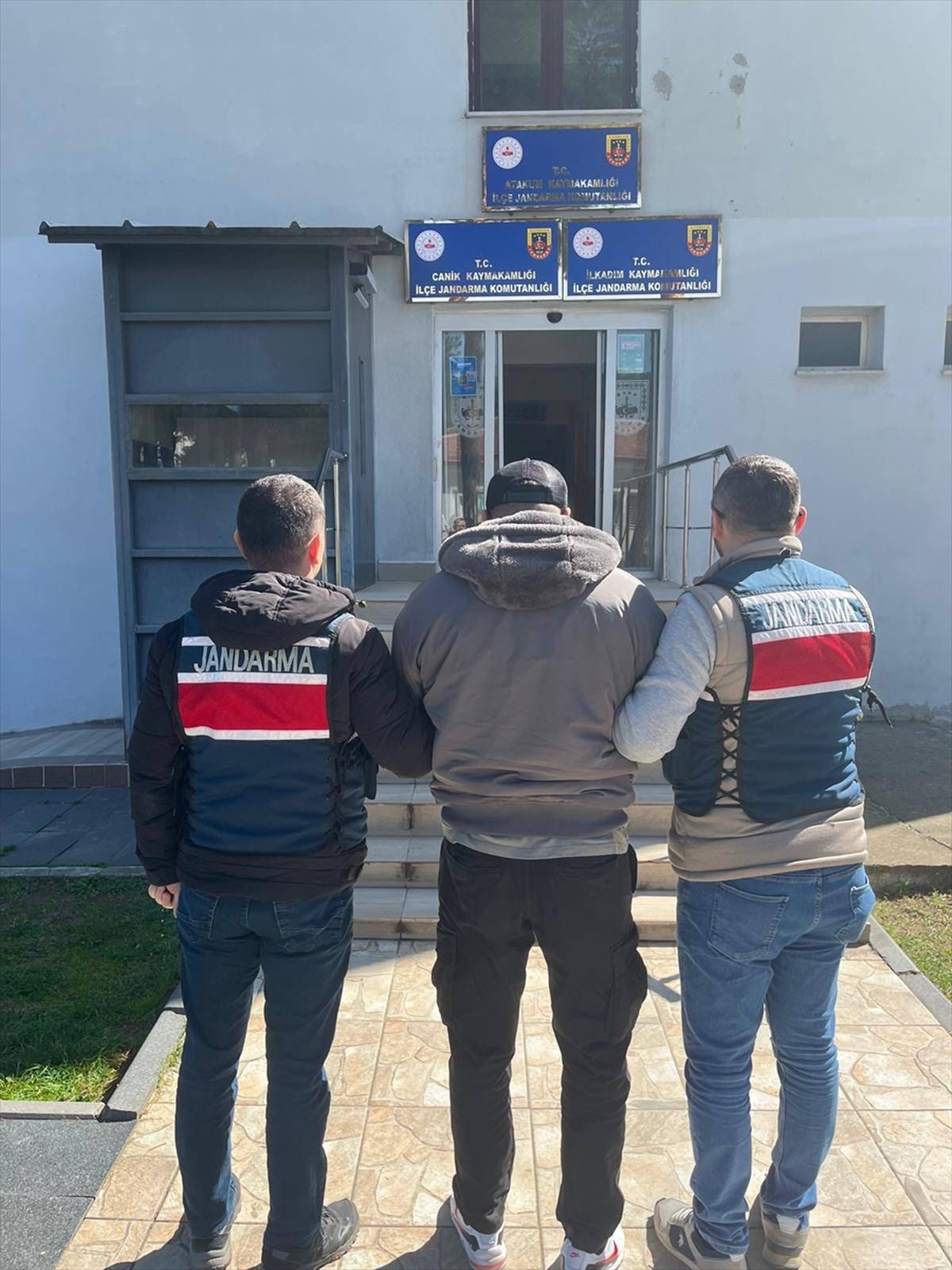 Samsun'da 8 yıl 9 ay hapis cezası bulunan hükümlü yakalandı