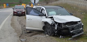 Samsun'da ciple çarpışan otomobildeki 5 kişi yaralandı