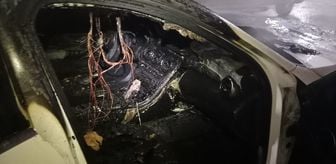 Samsun'da kapalı otoparkta bulunan otomobil yandı