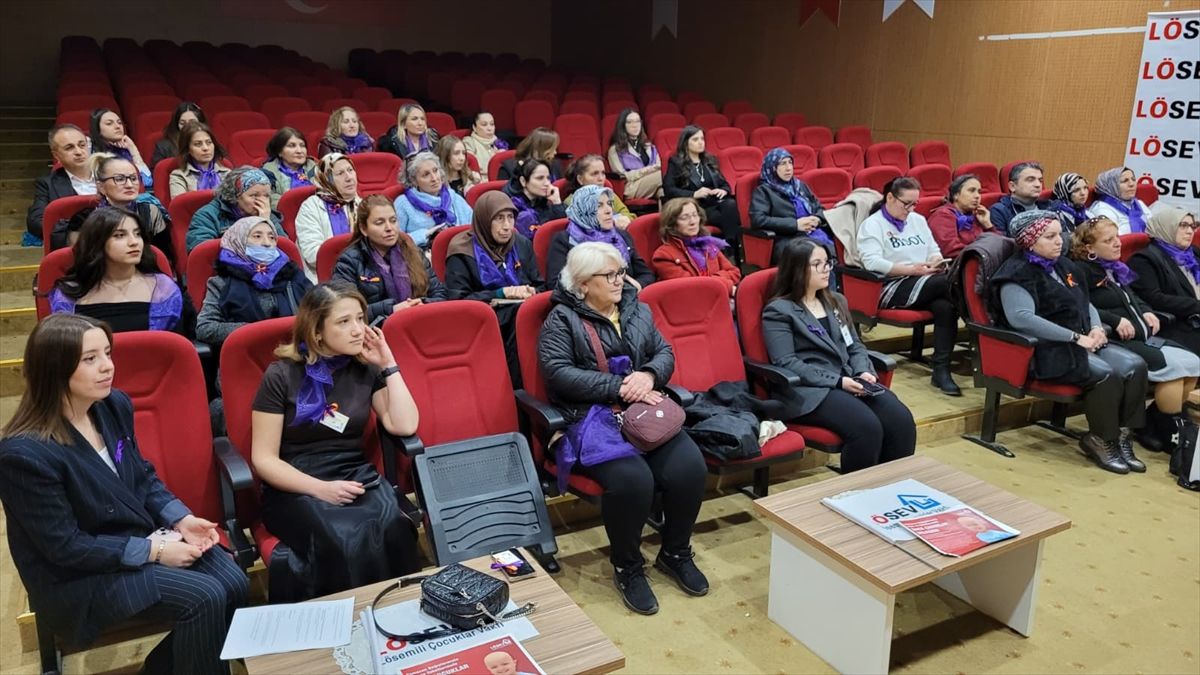 Samsun'da LÖSEV'den 'Güçlü Kadınlar, Güçlü Çocuklar, Umut Dolu Yarınlar' paneli