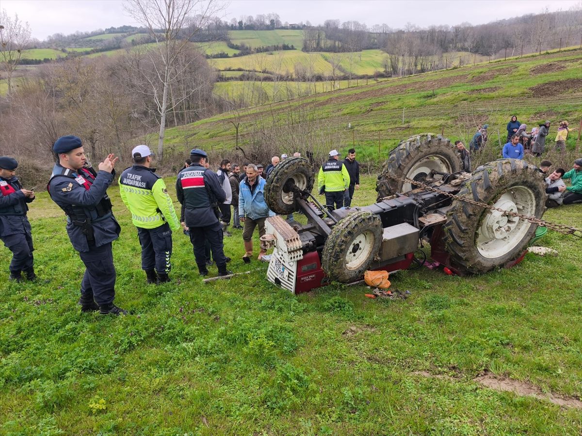 Samsun'da traktörün devrildiği kazada 1 kişi öldü, 1 kişi yaralandı