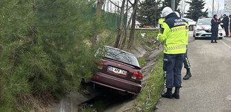Samsun'da yoldan çıkan otomobilin sürücüsü yaralandı
