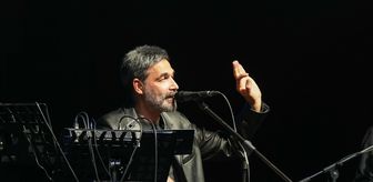 Sanatçı Uğur Işılak İstanbul'da konser verdi
