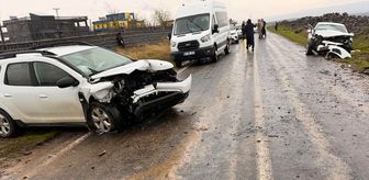 Şanlıurfa'da iki otomobilin çarpıştığı kazada 8 kişi yaralandı