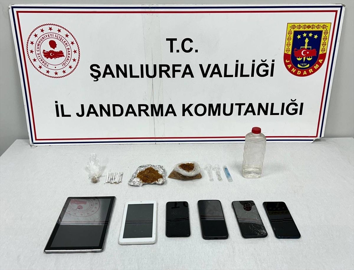 Şanlıurfa'da uyuşturucu operasyonunda yakalanan 3 zanlı tutuklandı