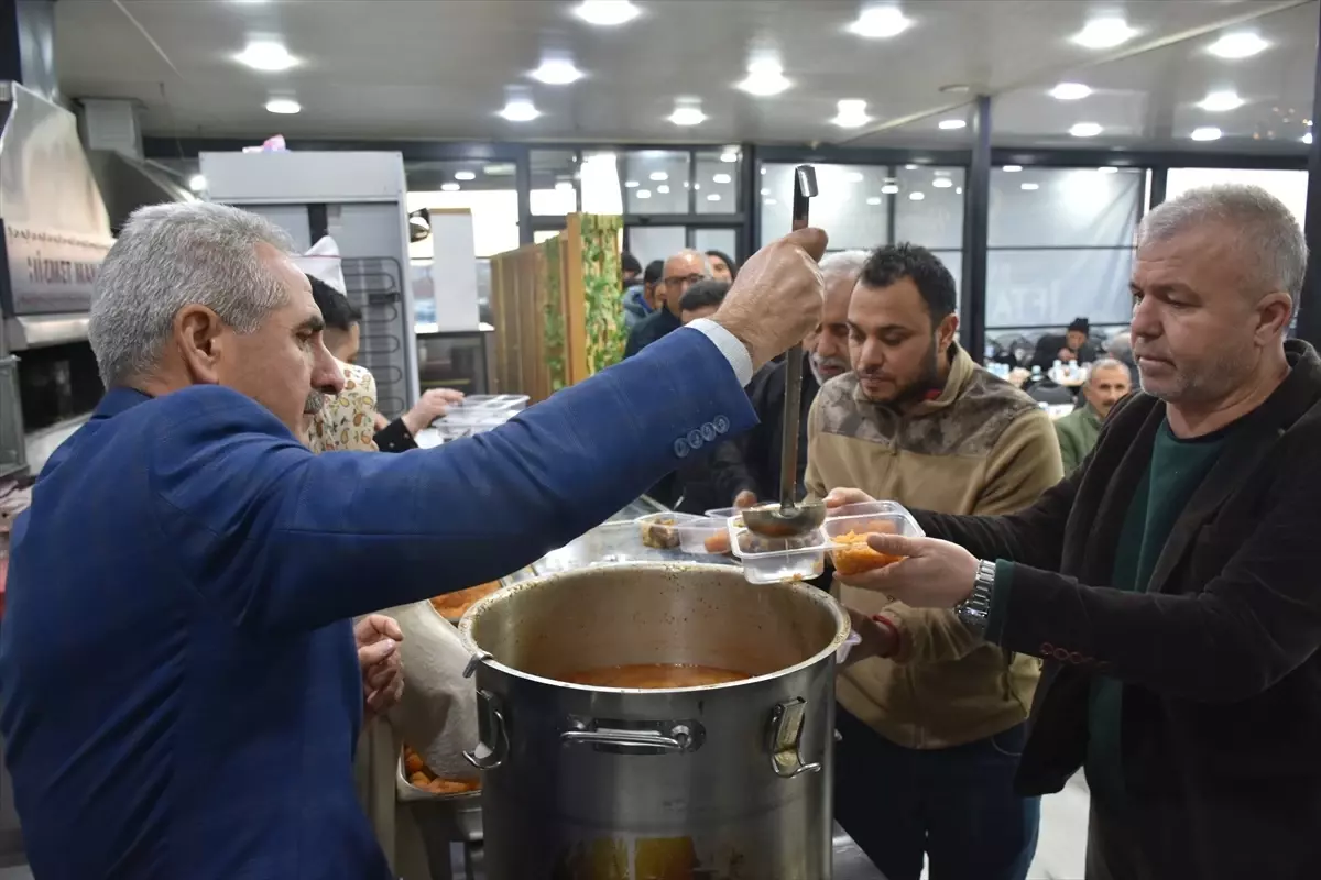 Ramazan Ayı İlk İftarları Yapıldı