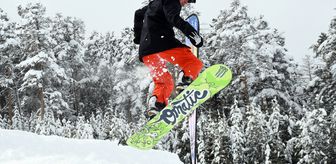 Sarıkamış Kayak Merkezi snowboard tutkunlarını ağırladı