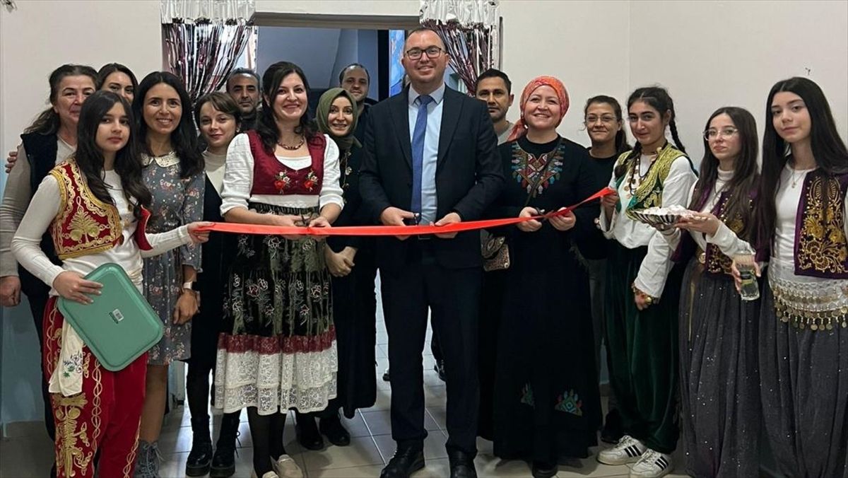 Şarköy'de lise öğrencilerinden 'Balkan esintisi' etkinliği