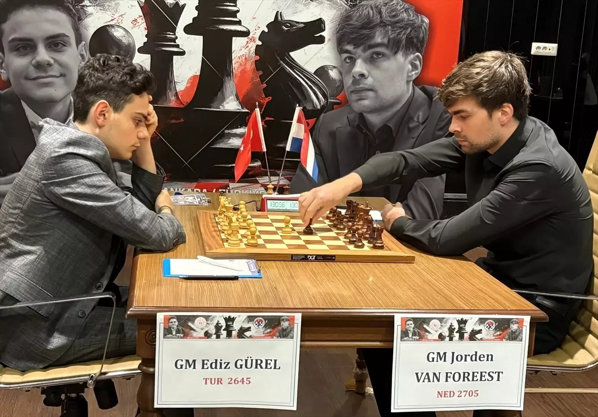 Satranç oyuncuları Ediz Gürel ile Van Foreest arasındaki özel maçta dördüncü oyun tamamlandı