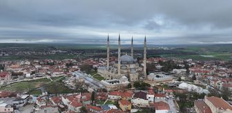 Selimiye'nin minareleri mahyalandı
