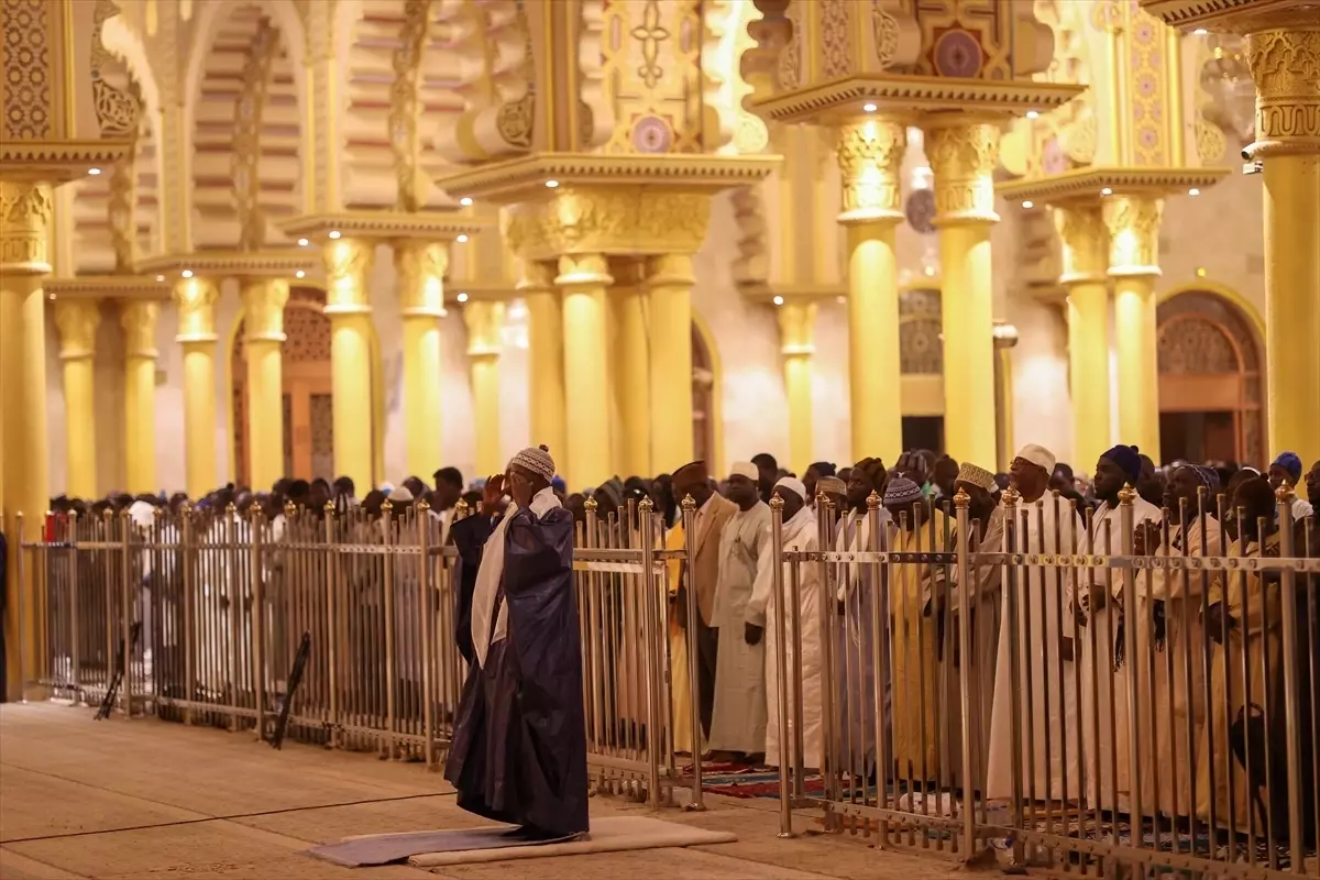 Senegal'de ilk teravih namazı kılındı
