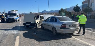Seydişehir'de trafik kazasında 2 kişi yaralandı