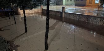Siirt'in Kurtalan ilçesinde sağanak etkili oldu