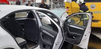 Siirt'te belediye otobüsüne arkadan çarpan otomobildeki 3 kişi yaralandı