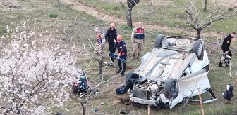 Siirt'te devrilen hafif ticari araçtaki baba ve kızı hayatını kaybetti