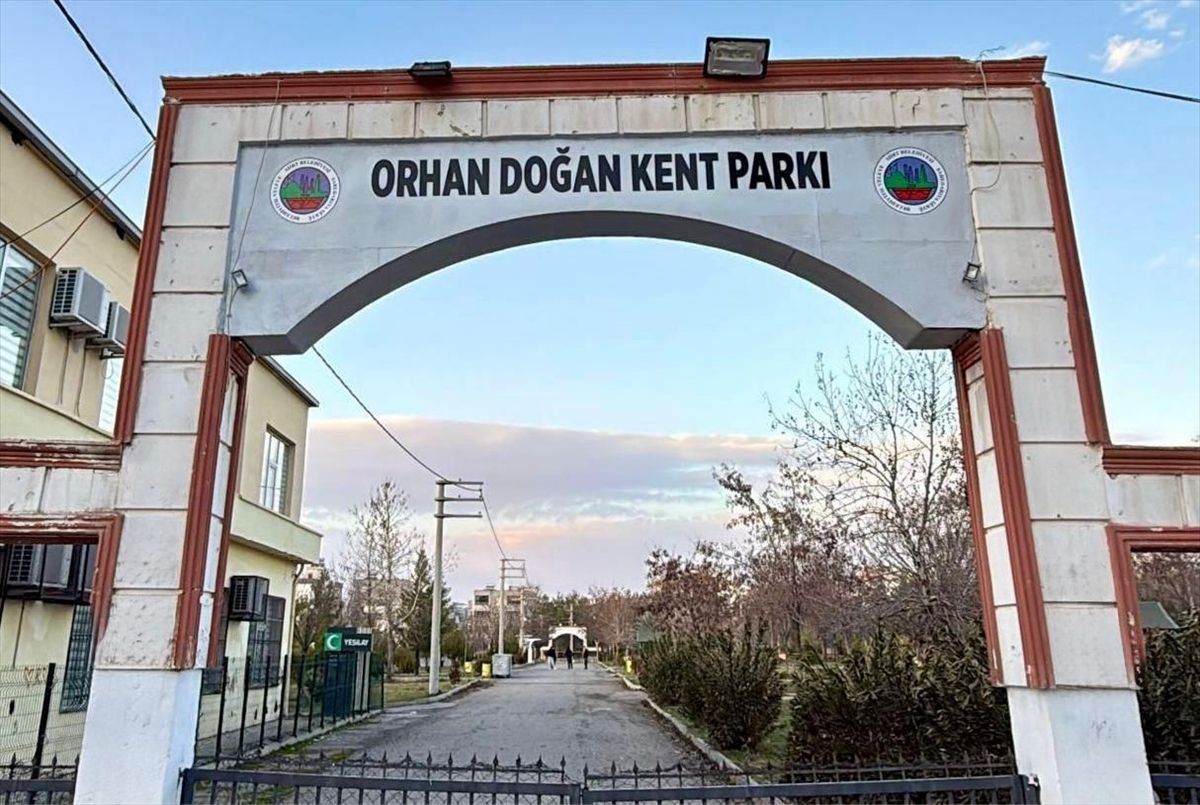 Siirt'te parkların eskiyen tabelalarının değiştirilmesine ilişkin açıklama