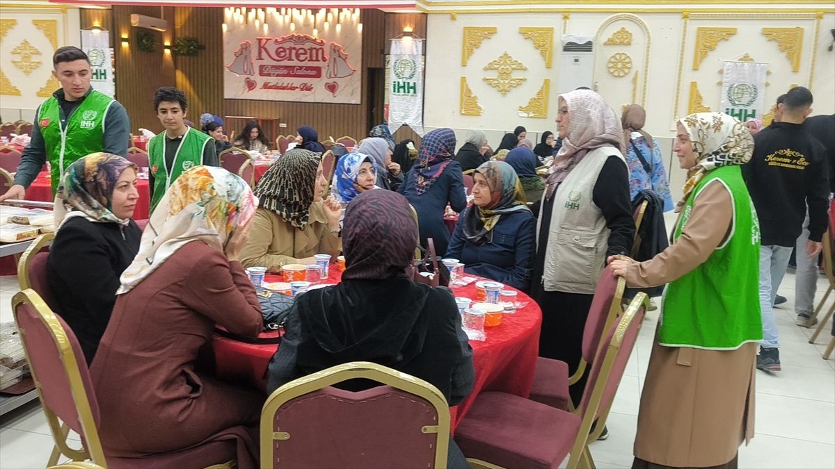 Siirt'te yetim ve ihtiyaç sahipleri yararına iftar programı düzenlendi