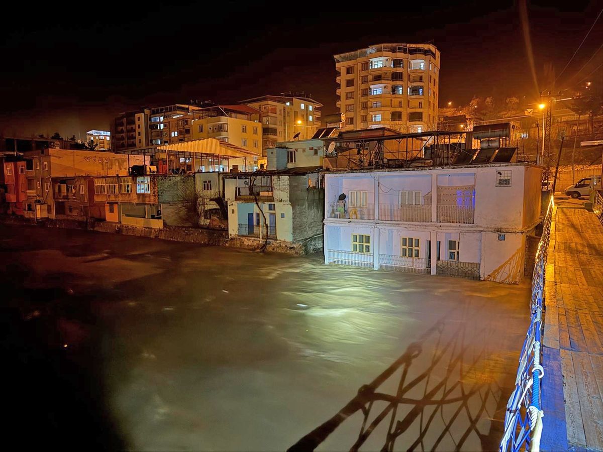 Siirt Valiliğinden Bitlis Çayı'nda su seviyesinin yükselmesine ilişkin açıklama