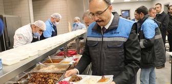 Siirt Valisi Kemal Kızılkaya madencilerle iftar yaptı