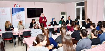 Silifke'de cumhuriyet savcıları kız öğrencilerle iftarda buluştu