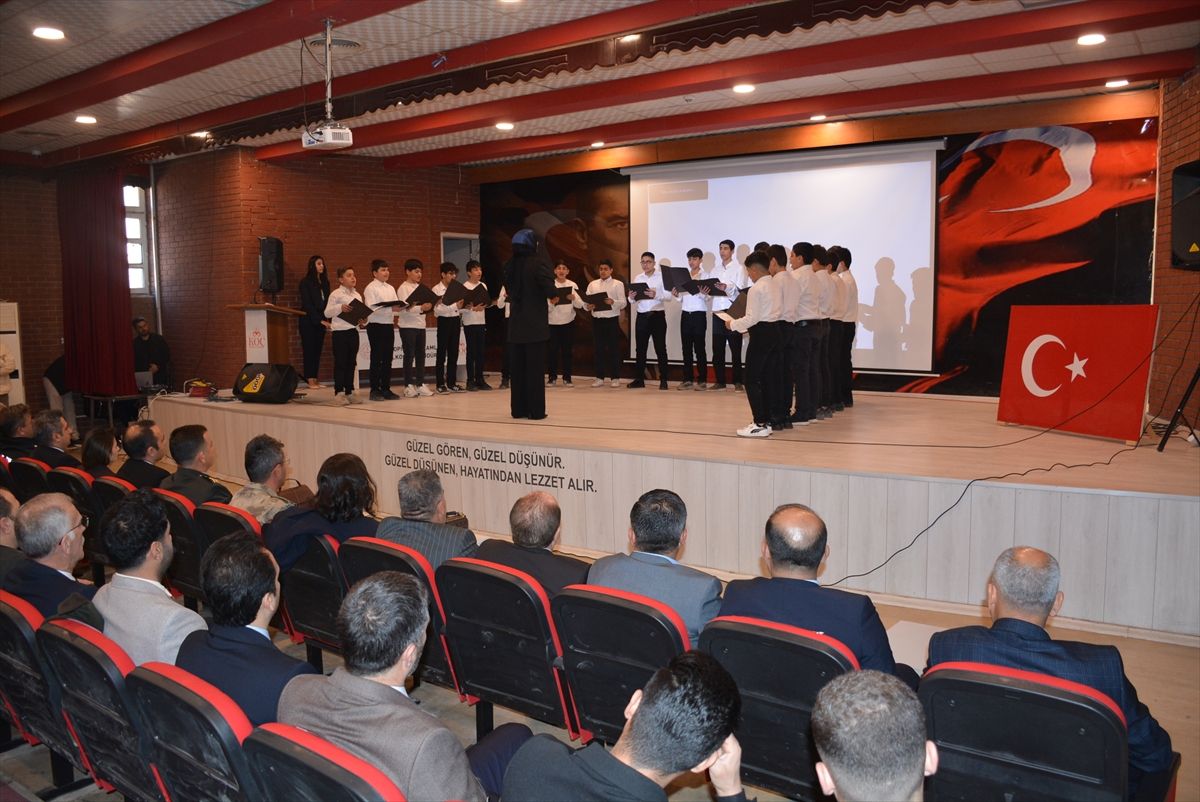 Silopi'de İstiklal Marşı'nın Kabulü ve Mehmet Akif Ersoy'u Anma Günü programı düzenlendi