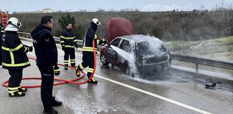 Sinop'ta seyir halindeyken yangın çıkan otomobildeki 2 kişi yaralandı
