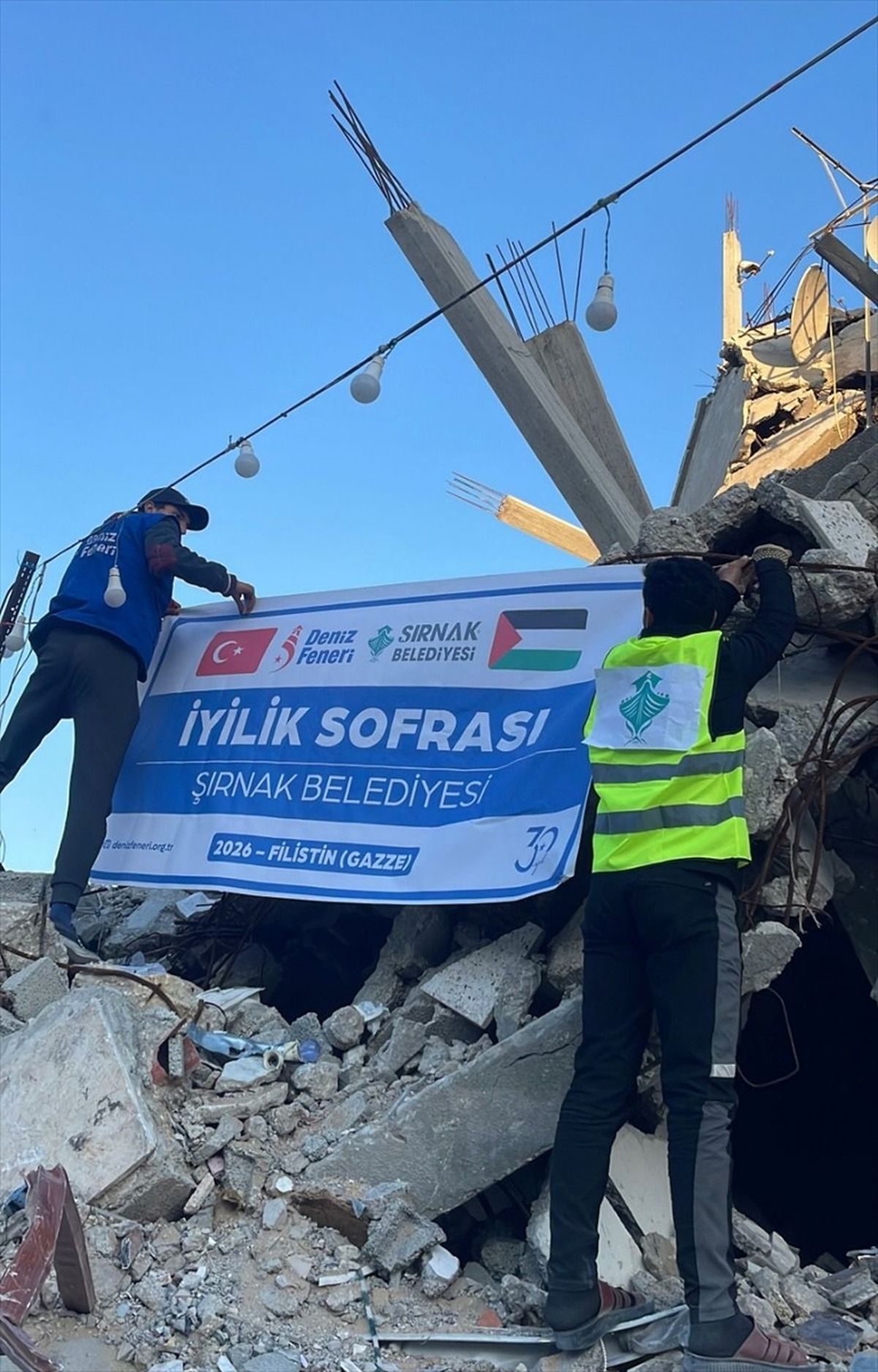 Şırnak Belediyesi Gazze'de her gün 1000 kişiye iftar veriyor