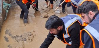 Şırnak'ta sağanaktan etkilenen 2 köyde hasarın giderilmesine çalışılıyor