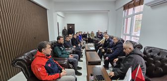 Şırnak Valisi Ekici, sağanaktan etkilenen Kasrik beldesini ziyaret etti
