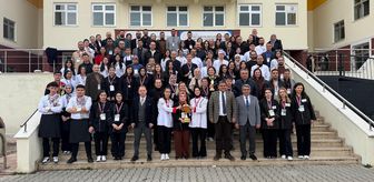 Sivrihisar'da lise öğrencileri gastronomi yarışmasında altın madalya kazandı