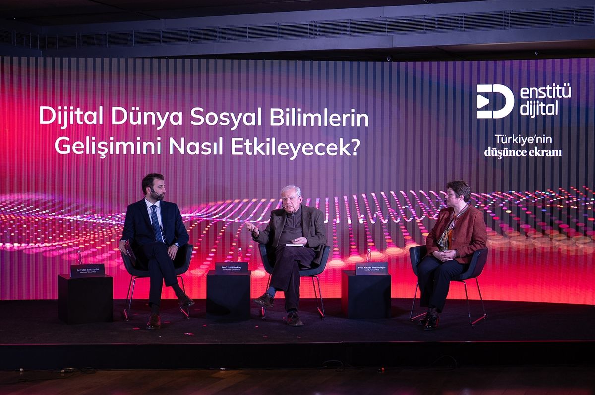 Sosyal bilimler alanında içeriklerin yer aldığı Enstitü Dijital platformu tanıtıldı