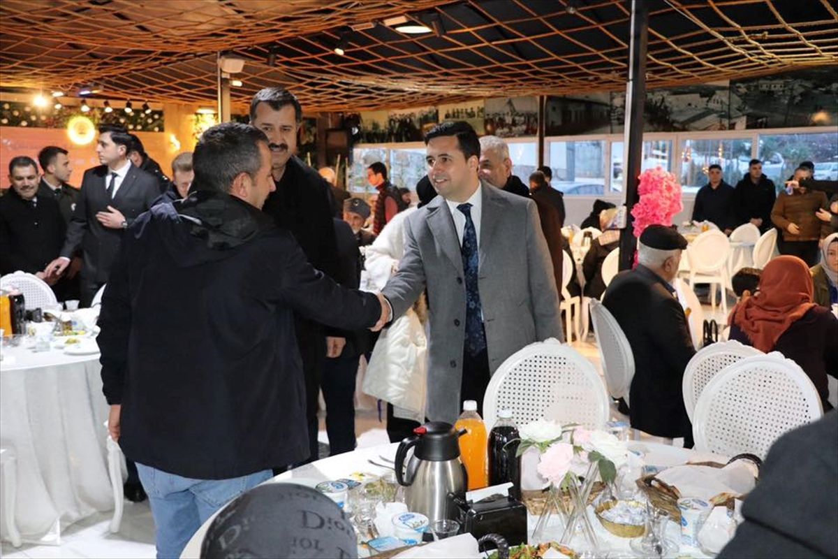 Suşehri'nde şehit yakınları ve gaziler için iftar verildi