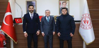 Taha Akgül ve Rıza Kayaalp, Bakan Osman Aşkın Bak'ı ziyaret etti