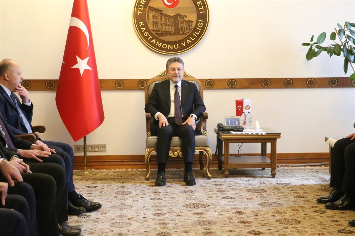 Tarım ve Orman Bakanı Yumaklı, Kastamonu'da bayramlaşma töreninde konuştu Açıklaması