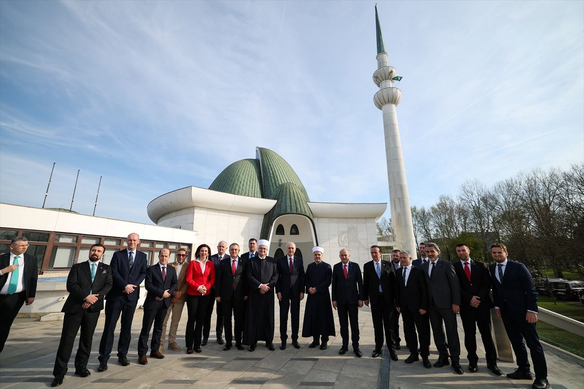 TBMM Başkanı Kurtulmuş, Zagreb Camisi'nde 'Ayasofya' temalı sergi açılışında konuştu Açıklaması