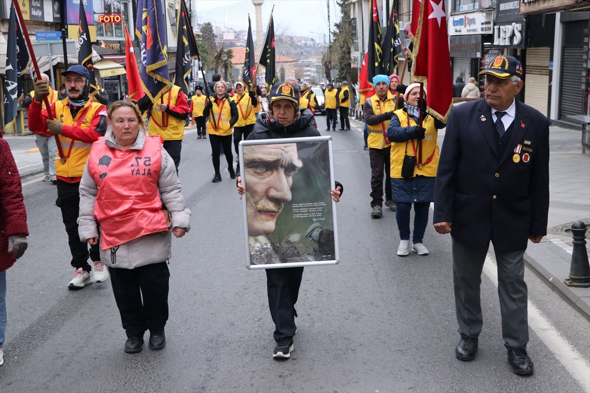 Tekirdağ'da 57 gönüllü 57. Alay'ın izinde Çanakkale yürüyüşüne uğurlandı