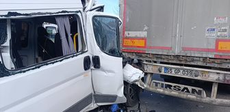 Tekirdağ'da işçi servisi ile tırın çarpıştığı kazada 3 kişi yaralandı