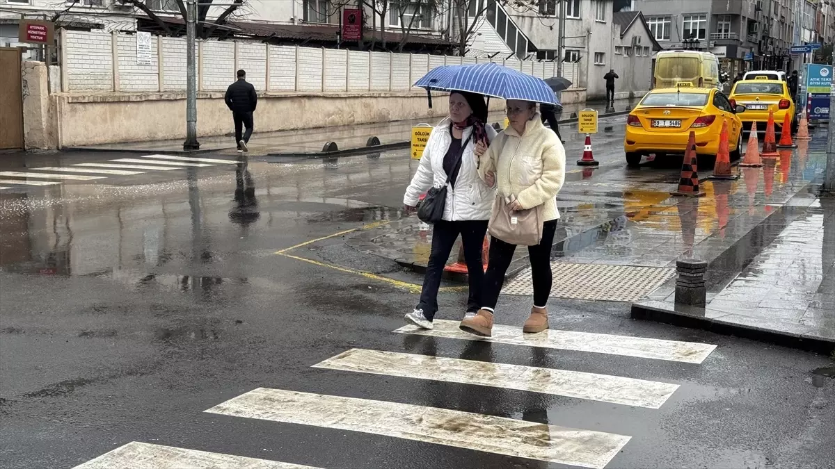 Tekirdağ'da sağanak etkili oldu