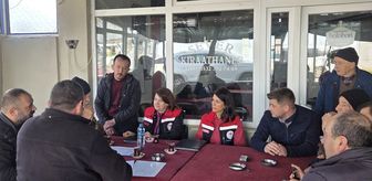 Tekirdağ'da üreticilerle buluşan ekipler tarımsal bilgilendirme yapıyor