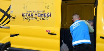 Terme Belediyesi ramazan ayında ihtiyaç sahiplerine sıcak yemek ulaştırıyor