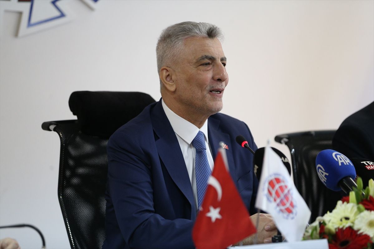 Ticaret Bakanı Bolat, Niğde'de 'STK ve İş İnsanları ile İstişare Toplantısı'nda konuştu Açıklaması