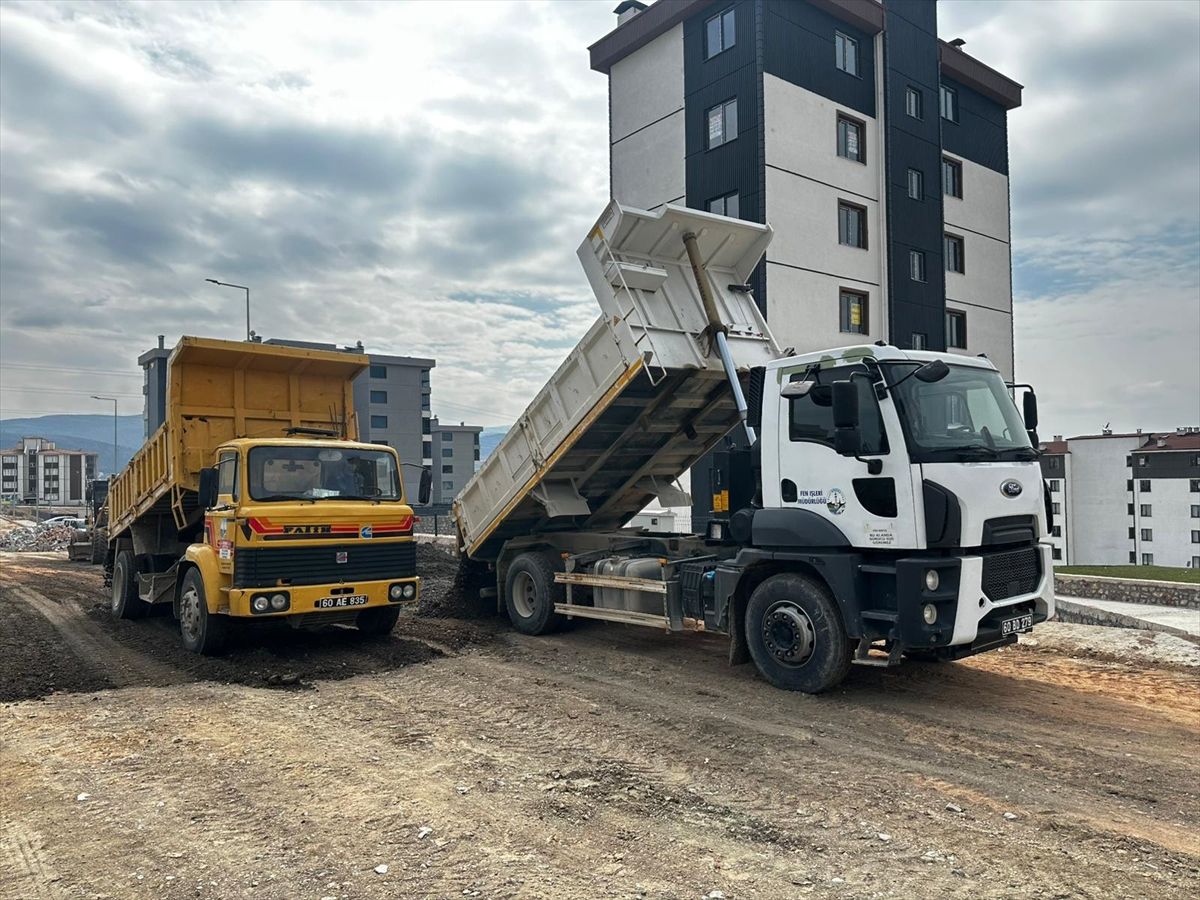 Tokat Belediyesinin altyapı ve üstyapı çalışmaları sürüyor