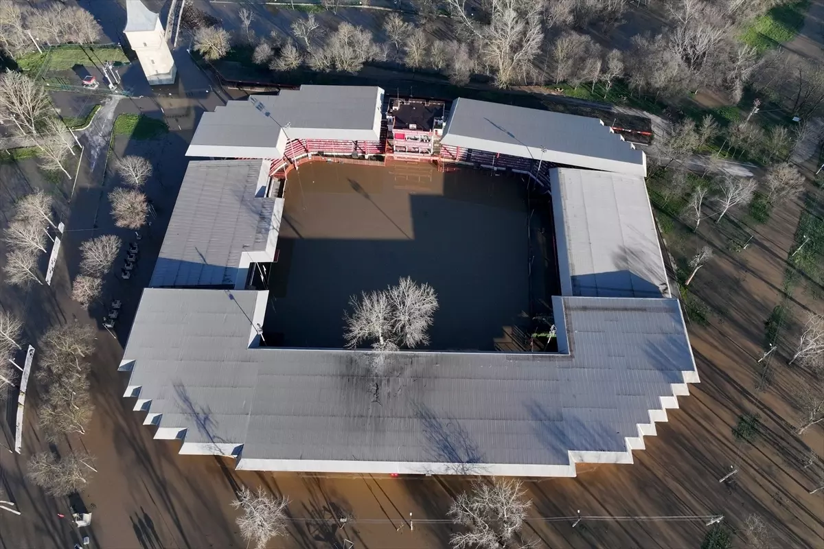 Tunca'nın debisi düşüşe geçti, Meriç'te yükseliş sürüyor