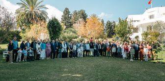 Tunus'taki Türk toplumu bayram coşkusunu Büyükelçilikte yaşadı