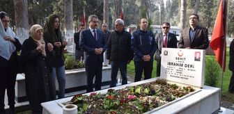 Turgutlu'da 18 Mart nedeniyle şehitlikte anma programı düzenlendi