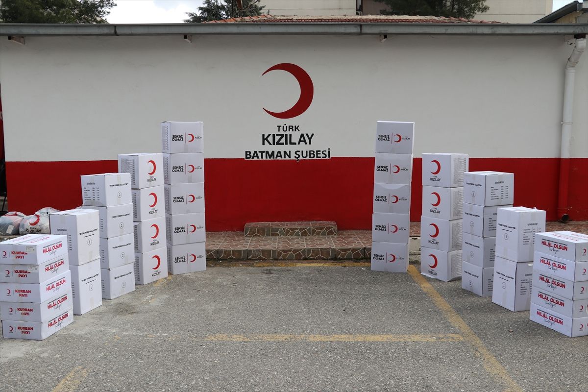 Türk Kızılay'dan Batman'da ramazan desteği