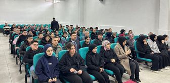 Türkeli'de öğrenciler arasında münazara etkinliği yapıldı