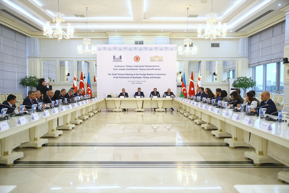 Türkiye-Azerbaycan-Gürcistan Parlamentoları Dışişleri Komisyonları Bakü'de toplandı