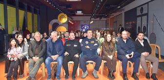 Türkiye'nin ilk deneysel test pilotu Özpala, Trabzon'da öğrencilerle bir araya geldi
