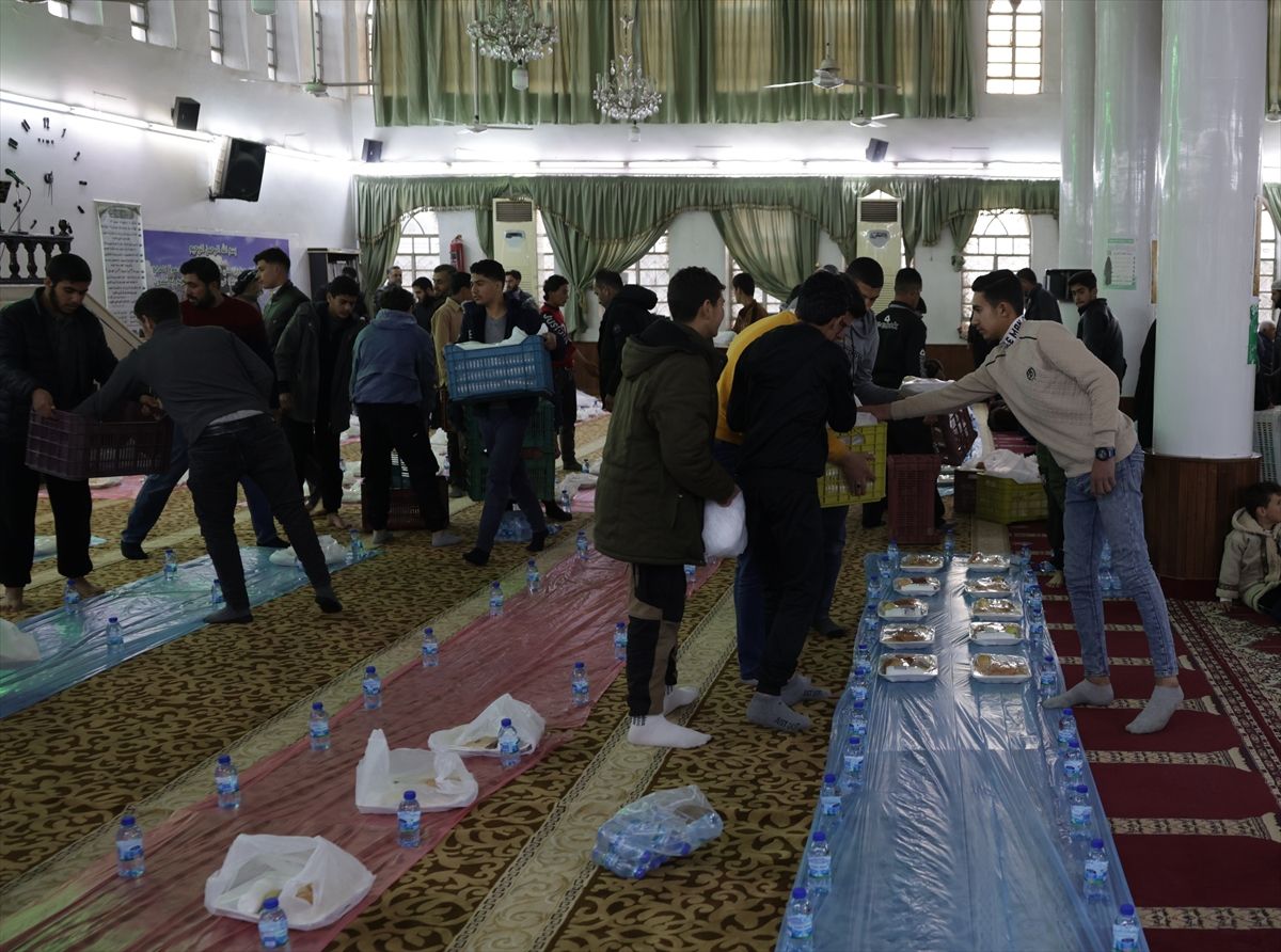 Türkiye'nin Suriye'deki İftar Programları Devam Ediyor